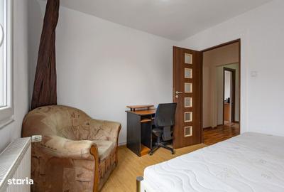 Apartament cu 3 camere decomandat, mobilat în Complex Studențesc - 2
