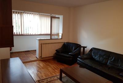 Apartament cu 2 camere decomandat în Banu Manta