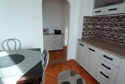 Apartament cu 2 camere decomandat în Girocului - 10