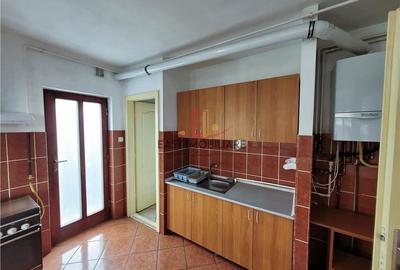 Casa 4 Camere , Semi-Central , 180mp , Targu Mures - 9