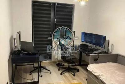 Apartament cu 3 camere decomandat în Parcul Carol