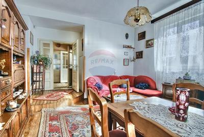 Casă cu 7 camere cu Teren 800 Mp în Central - 14