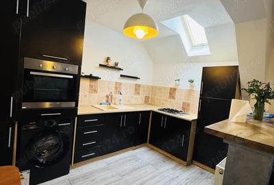 Apartament cu 2 camere decomandat în Central - 2