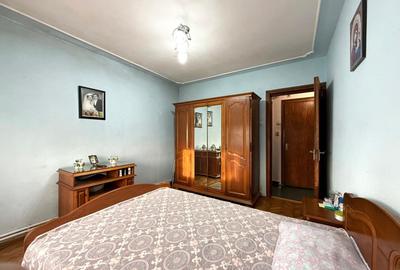 Apartament cu 3 camere decomandat, mobilat în Delfinariu - 9