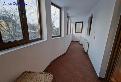 Casă cu 4 camere cu Teren 200 Mp în 1 Mai - 10
