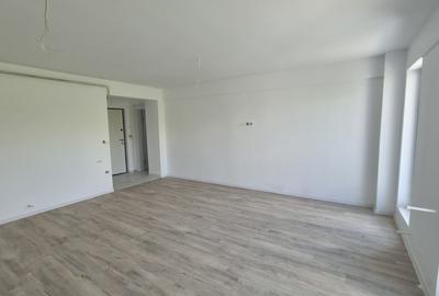 Apartament cu 3 camere semidecomandat în Bucium - 2