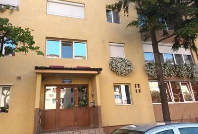 Apartament cu 2 camere decomandat în Dâmbovița - 3