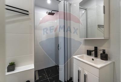 Apartament cu 3 camere decomandat, mobilat în Tractorul - 22