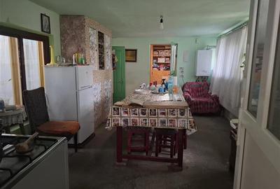 Casă individuală cu 3 camere cu Canalizare în Central - 5