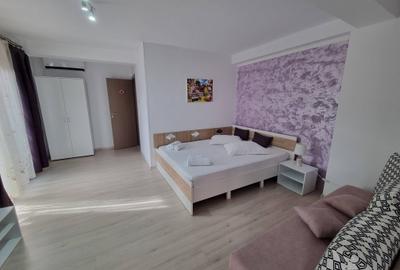 EXCLUSIVITATE ! Pensiune 14 camere - Eforie Nord - 530.000 euro (Cod E2) - 4