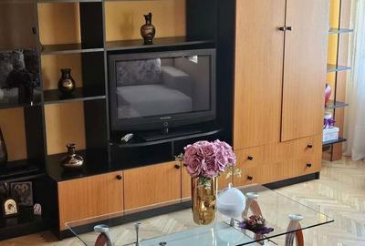 Apartament cu 4 camere decomandat în Central - 11