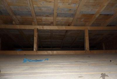 Casă individuală cu 3 camere cu Garaj în Apărătorii Patriei - 13