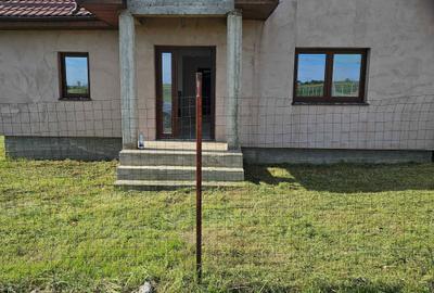 Casă cu 2 camere în Exterior Vest - 1