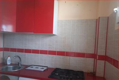 Titan parc, Policlinica Titan. Titani Titan parc, Policlinica Titan. Titani - 5