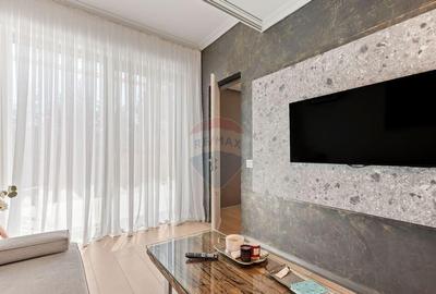 Casă cu 7 camere cu Teren 200 Mp în Fundeni