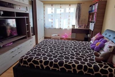 Apartament cu 3 camere în Șimleu Silvaniei - 7