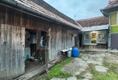Casa tradi?ionala batraneasca in Galatii Bistri?ei, cu teren generos ?i anexe - 19