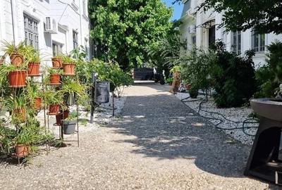 Hotel/Pensiune, de 20 mp, în Unirii - 14