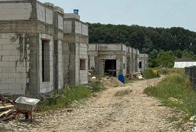 Casă cu Teren 544 Mp în Ghermănești - 5