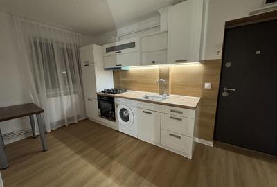 Apartament cu 2 camere semidecomandat în Central - 1