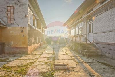 Casă cu 6 camere cu Teren 2134 Mp în Cincu - 26