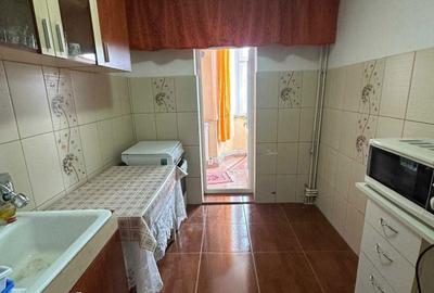 Apartament cu 2 camere decomandat în Micro 17 - 2