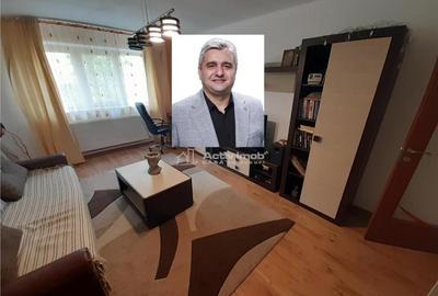 Apartament cu 2 camere decomandat în Micro IV