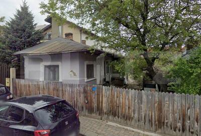 Teren de 200 mp, în Ultracentral