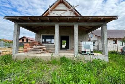 Vand casa moderna la gri - spatiu generos, materiale premium - 2