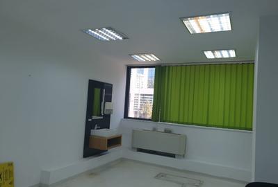 SPATIU CLINICA  SI BIROURI IN CLADIRE  LUX, PIATA VICTORIEI - 6