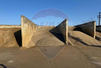 Spațiu comercial, de 2,200 mp, în Nord - 3