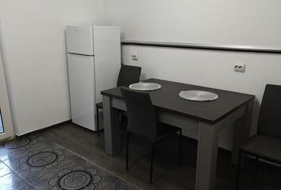 Apartament cu 2 camere decomandat în Central - 1