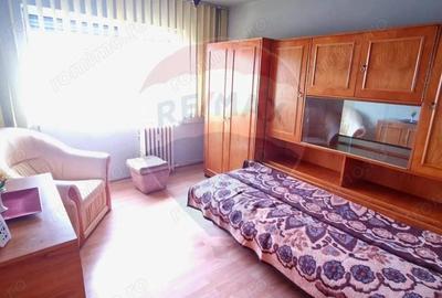 Apartament cu 3 camere de inchiriat in zona Aurel Vlaicu - 1