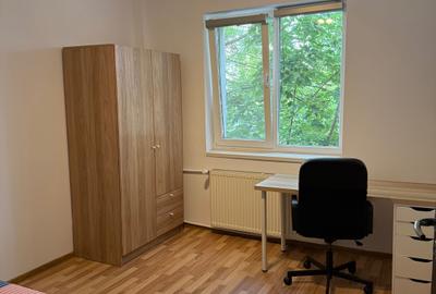 Apartament cu 3 camere semidecomandat în Militari - 1