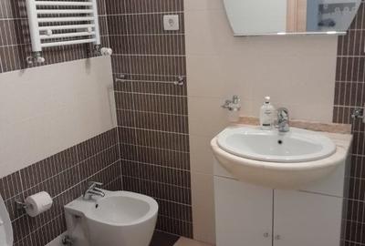 Proprietar, vand apartament 3 camere lux et. 1 (ap. 8-9) - 7