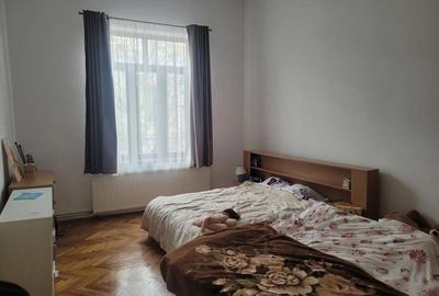 Apartament cu 3 camere semidecomandat în P-ța Maria - 9