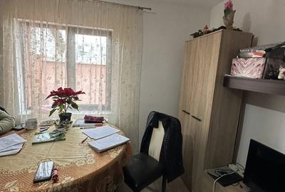 Casă cu 6 camere cu Teren 300 Mp în Central - 9