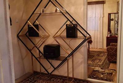 Casă cu 2 camere cu Teren 2800 Mp în Boțești - 11