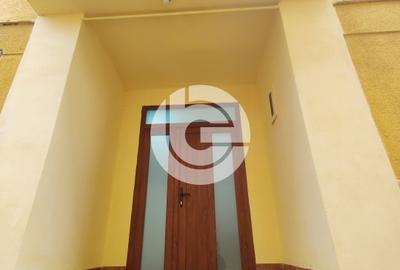 Casa tip Duplex - Parcul Sub Arini - Garaj+Pivnita