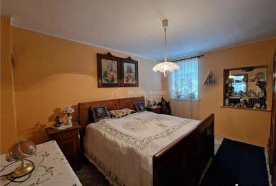 Casă cu 5 camere cu Teren 2446 Mp în Central - 9