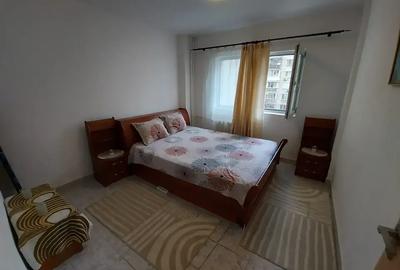Apartament cu 2 camere semidecomandat, mobilat în Ștefan cel Mare