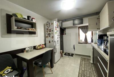 Apartament cu 3 camere decomandat în Central - 7