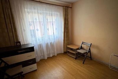 Vand apartament cu 3 camere spatios - 6