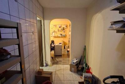 Garsonieră decomandată în Rahova