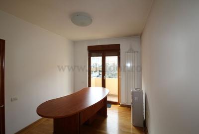 Casă individuală cu 9 camere cu Canalizare în Dorobanți - 11