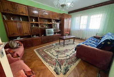 Apartament 3 camere Babadag etaj-3 cu BOXA privata 24mp Apartament 3 camere Babadag etaj-3 cu BOXA privata 24mp - 3