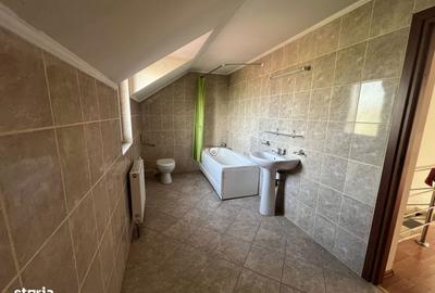 Casă cu 4 camere cu Teren 561 Mp în Central - 13