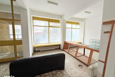 Spațiu comercial, de 120 mp, în Central - 1