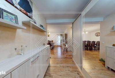 Apartament cu 3 camere în Central - 14