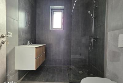 Casă cu 4 camere cu Teren 225 Mp în Central - 2